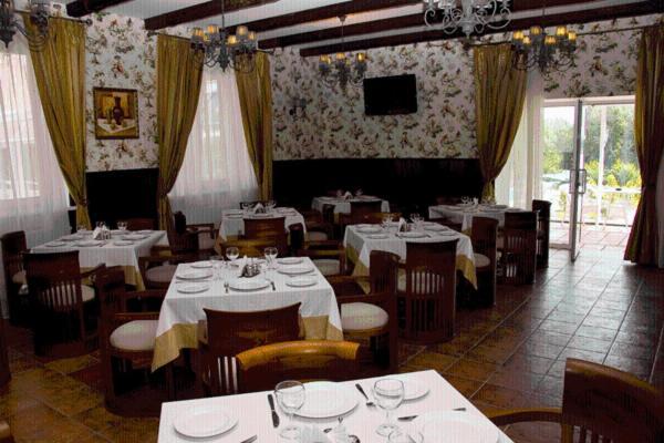Marco Polo Hotel Ulʼyanovka Extérieur photo